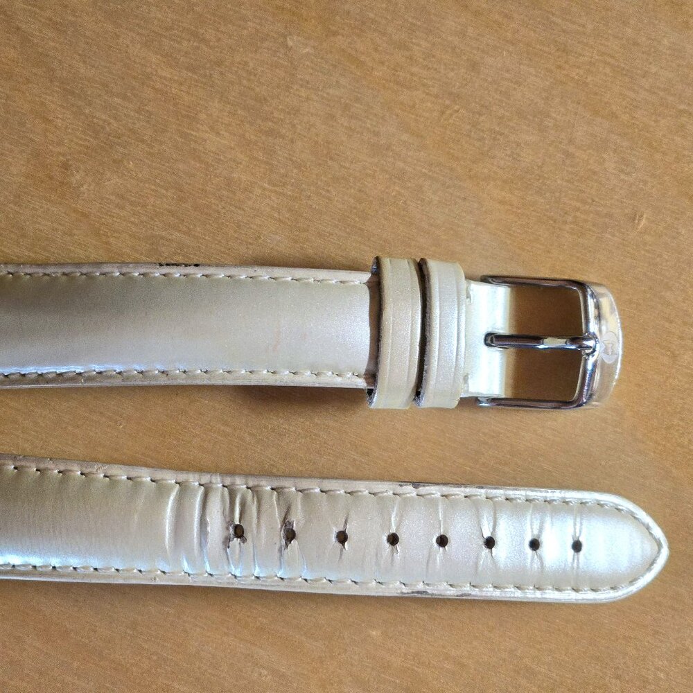 Michele 16 mm opal gloss leather watch band